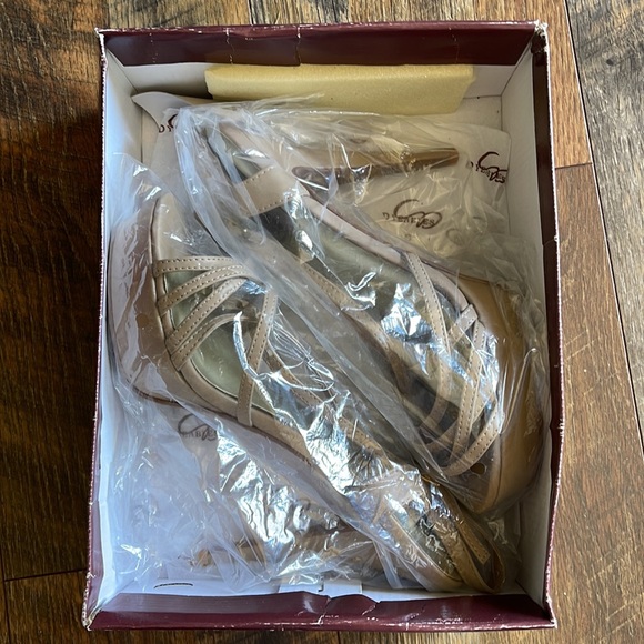 Dyeables Cali Heel Size 11 - Picture 7 of 7